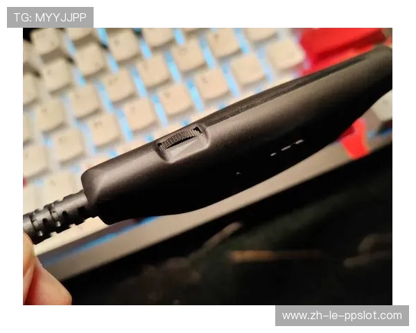 手机连接耳机打游戏时麦克风没有声音的解决方法和常见原因分析 手机连接耳机打游戏时麦克风没有声音的解决方法和常见原因分析